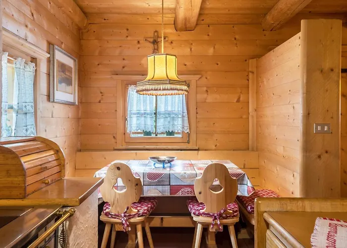 Pecol Passo Pordoi شاليه